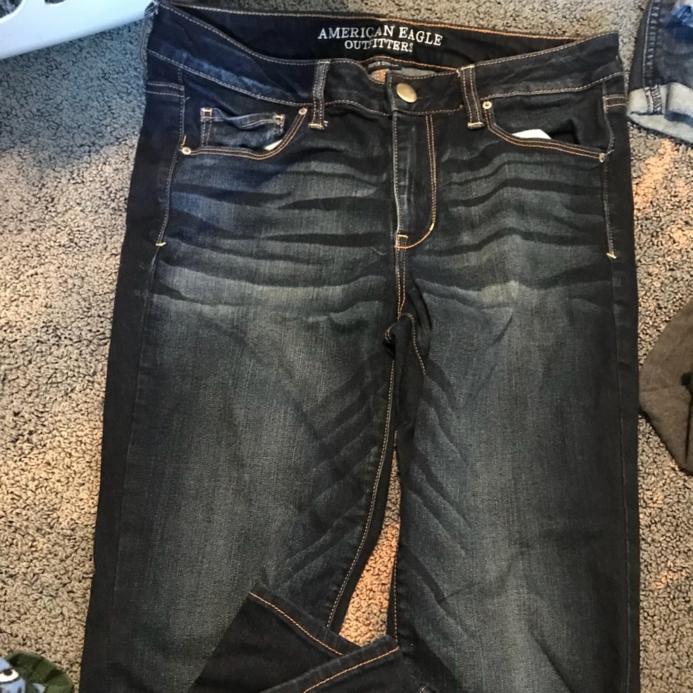 American Eagle outfitters superstretch blue jeans